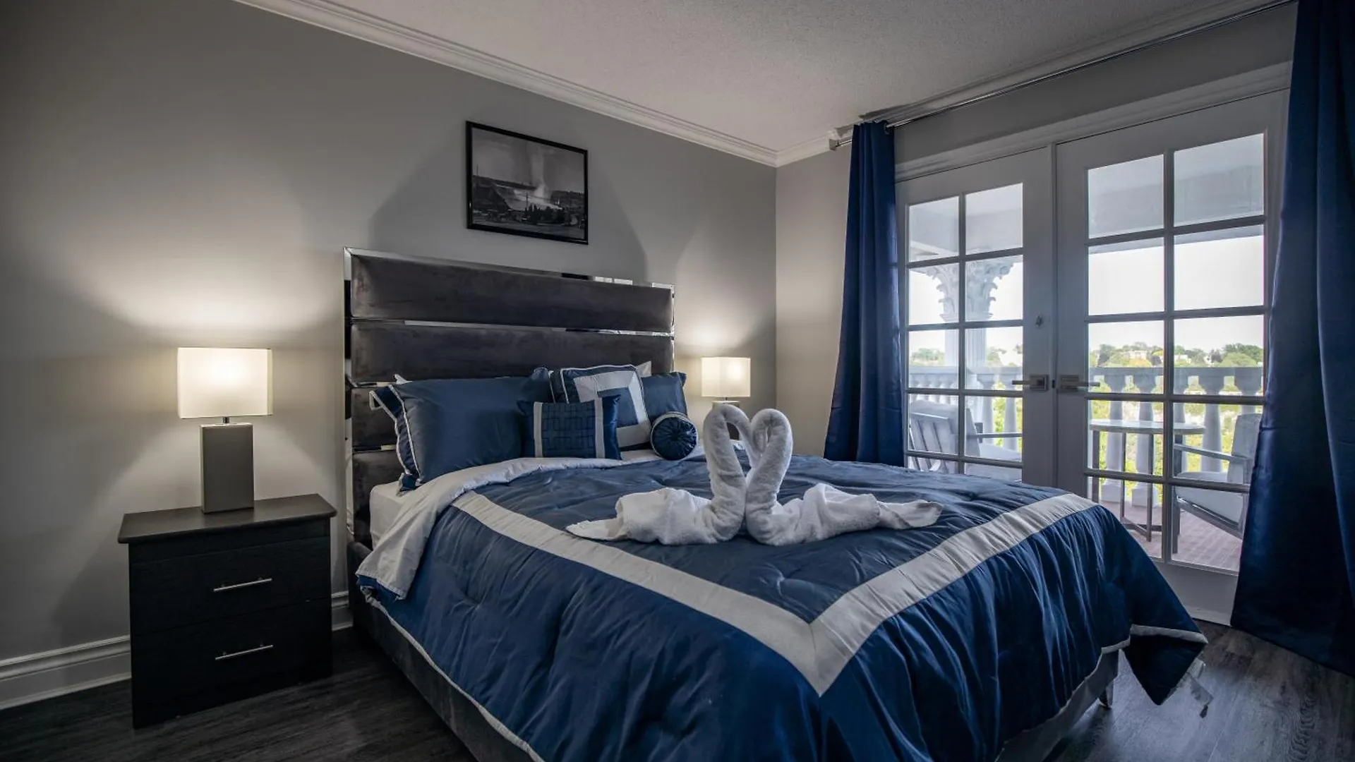 Niagara Luxury Suites Inn Niagara Falls