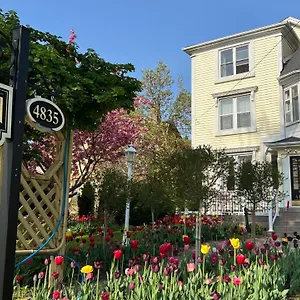 Bed & Breakfast Bedham Hall, Niagara Falls