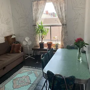 ** Guest house Popolo Canada