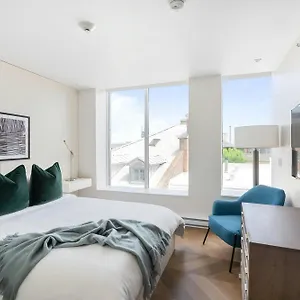 **** Hotel Sonder By Marriott Bonvoy La Galerie Canada